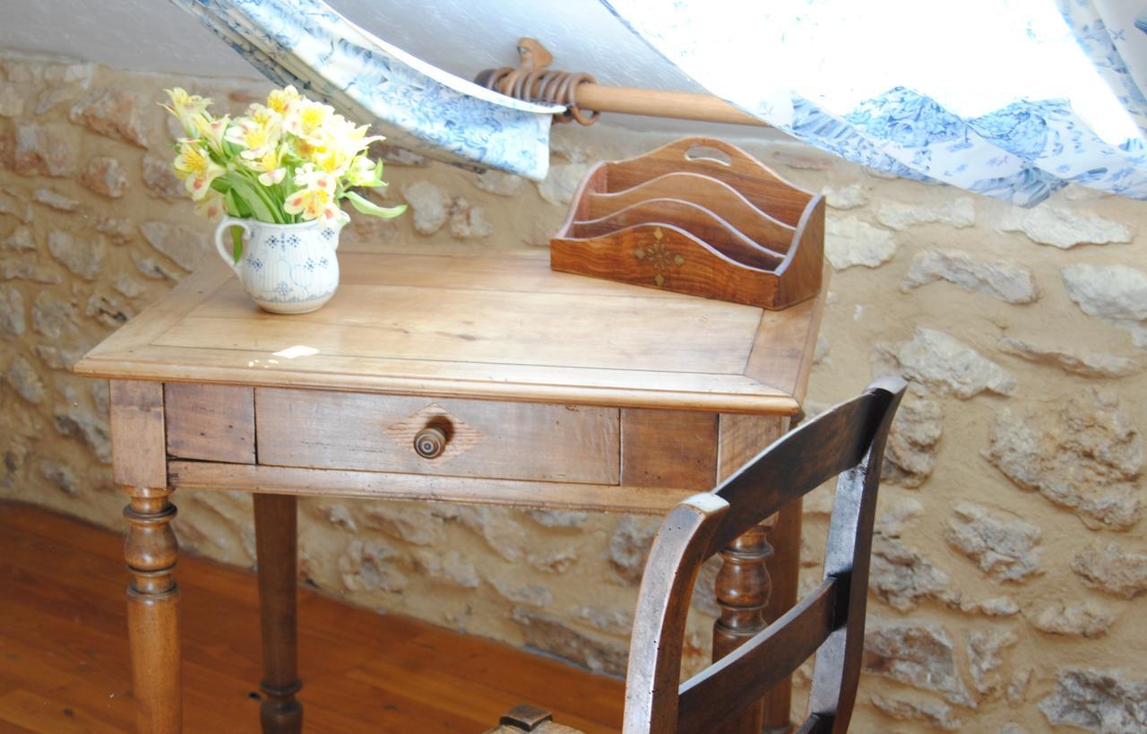 Bed and Breakfast La Charmeraie à Saint-Cirq  Chambre photo
