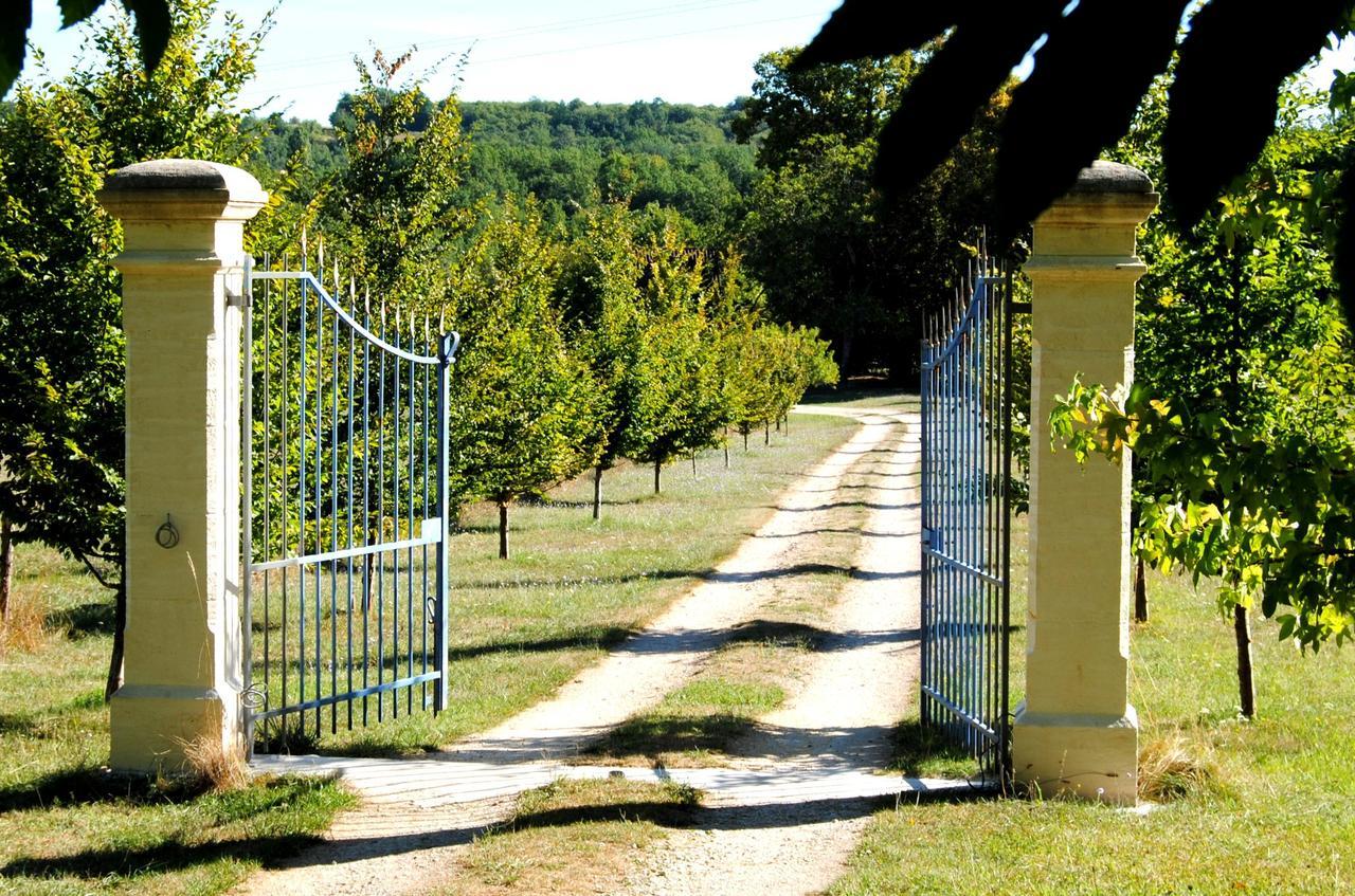 Bed and Breakfast La Charmeraie à Saint-Cirq  Extérieur photo